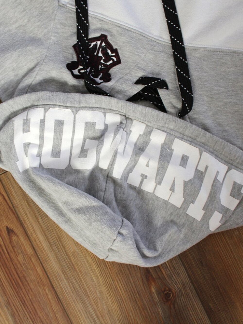 Harry Potter Hogwarts Hood Graphic Lace Up Hoodie XS Fits M